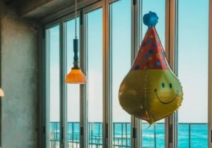 A balloon with a big smile
